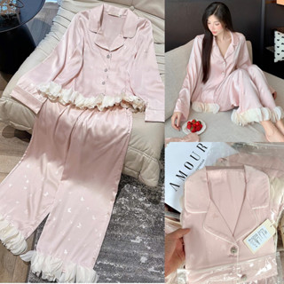  Bộ lụa pjzama mặc nhà cao cấp tag LYLY đính cánh hoa hồng sẵn full size 