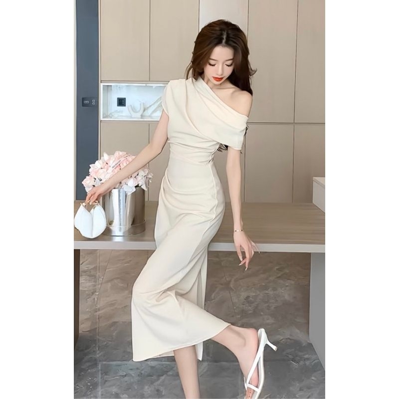 Váy trễ vai, đàm body lệch vai dáng dài xẻ tà sau dự tiệc, đi chơi tết sang chảnh(0002463).