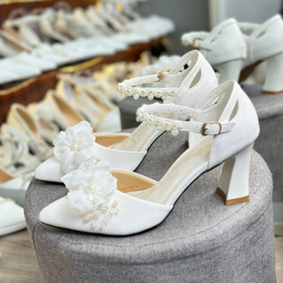 Giày Cao Gót Bít Mũi Form Nhỏ Đế Trụ Cao 8 Phân Có Quai Cài Đính Hạt Châu Nữ  Shoes
