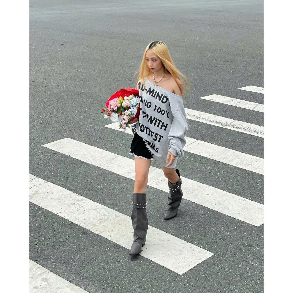 [RẺ VÔ ĐỊCH] Áo Nữ Trễ Vai Tay Dài Form Oversize Hottest Sweater - Áo Lệch Vai  ĐỦ Màu HOTTREND | BigBuy360 - bigbuy360.vn