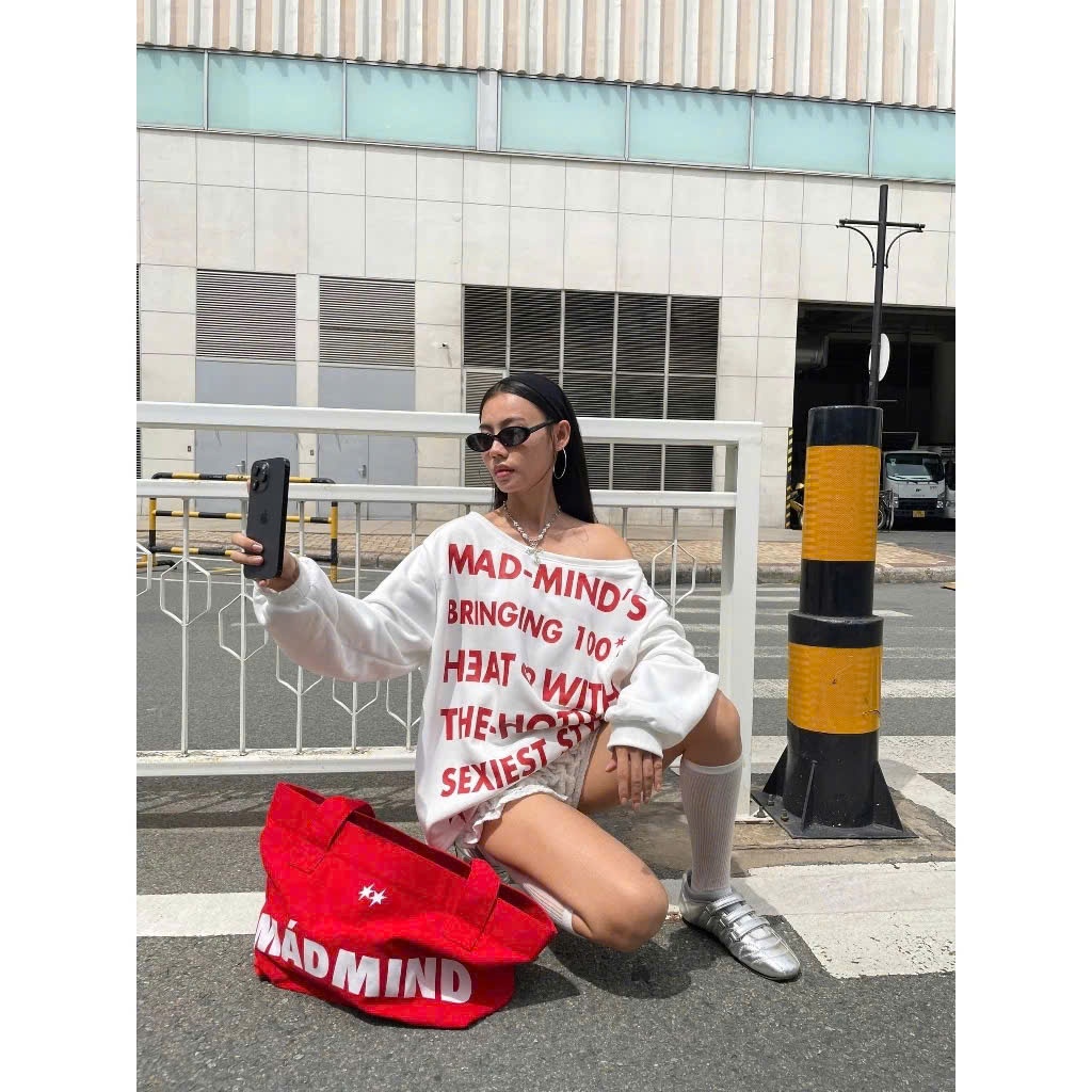[RẺ VÔ ĐỊCH] Áo Nữ Trễ Vai Tay Dài Form Oversize Hottest Sweater - Áo Lệch Vai  ĐỦ Màu HOTTREND | BigBuy360 - bigbuy360.vn