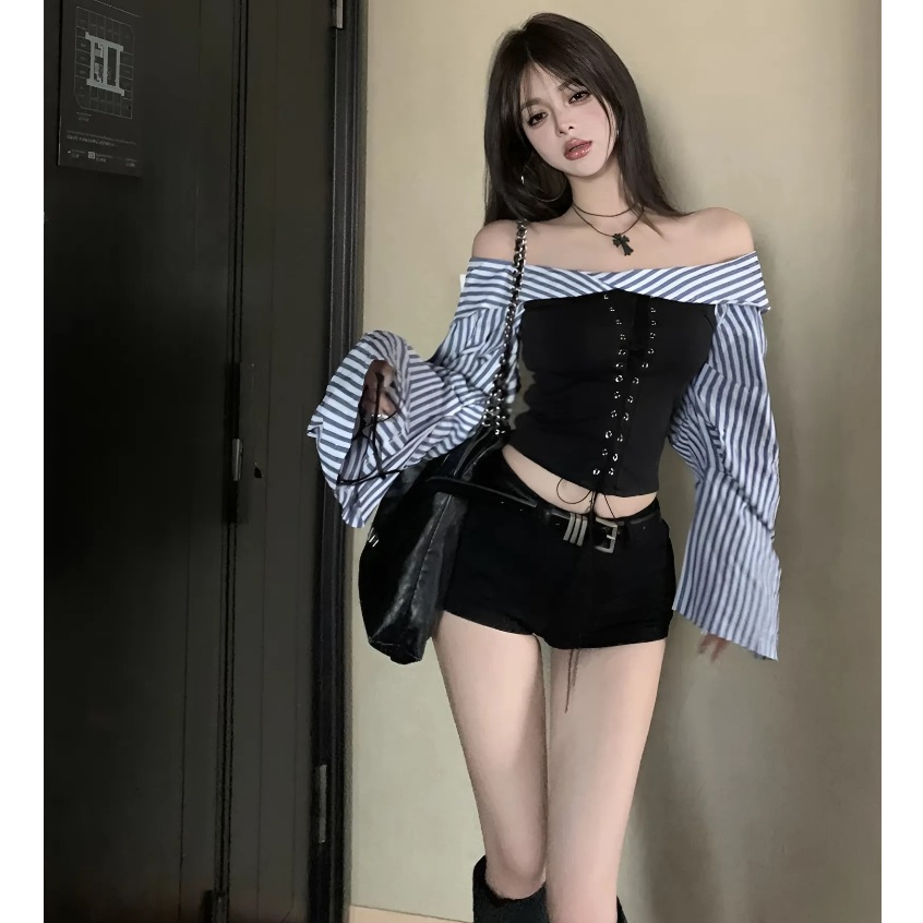 Set Bộ nữ thu đông croptop Kèm Quần Short Ngắn, Áo Trễ Vai Đan Dây Chiết Eo Phối Kẻ Sọc Ciberti | BigBuy360 - bigbuy360.vn