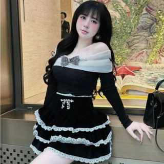  Set đen áo tăm trễ vai phối nơ đá mix cv nhung tầng kê ren 