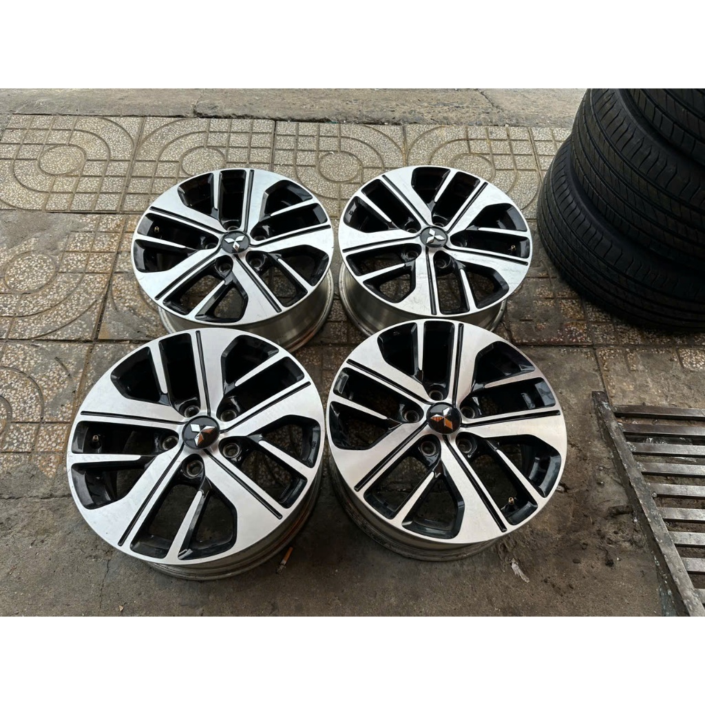 Mâm vành Lazang theo xe Mitsubishi Xpander 2019 tại Tp.HCM