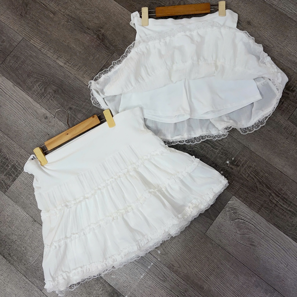  Chân Váy Bầu Ren Tầng Dáng Ngắn Bên Trong Có Quần Bảo Hộ Q5248 