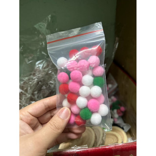 Pompom đủ sắc màu