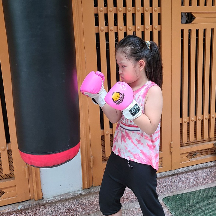 GĂNG TAY BOXING TRẺ EM TAEKI ( cho bé Trai & Bé gái dưới 9 tuổi )