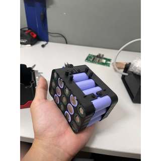 Pin đóng chân pin phổ thông Makita 5-20cell