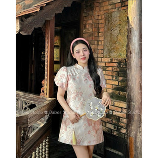 ĐẦM GẤM HỒNG CỔ TÀU
