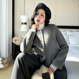 Áo Khoác Dạ Lông Cừu Thiết Kế Nữ Dài Tay Form Ngay Mùa Đông Màu Xám & Trắng Thanh Lịch Tiểu Thư -  Pamela Coat