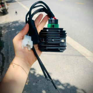 Sạc Hce Chính Hãng Chân Xanh Và Chân Đen Kèm Rắc Cắm Như Zin