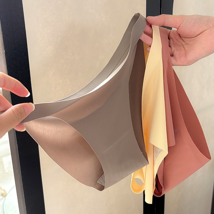 Quần lót nữ đúc su không lộ viền, Quần chip nữ không đường may thoáng mát giá rẻ HENISA 178