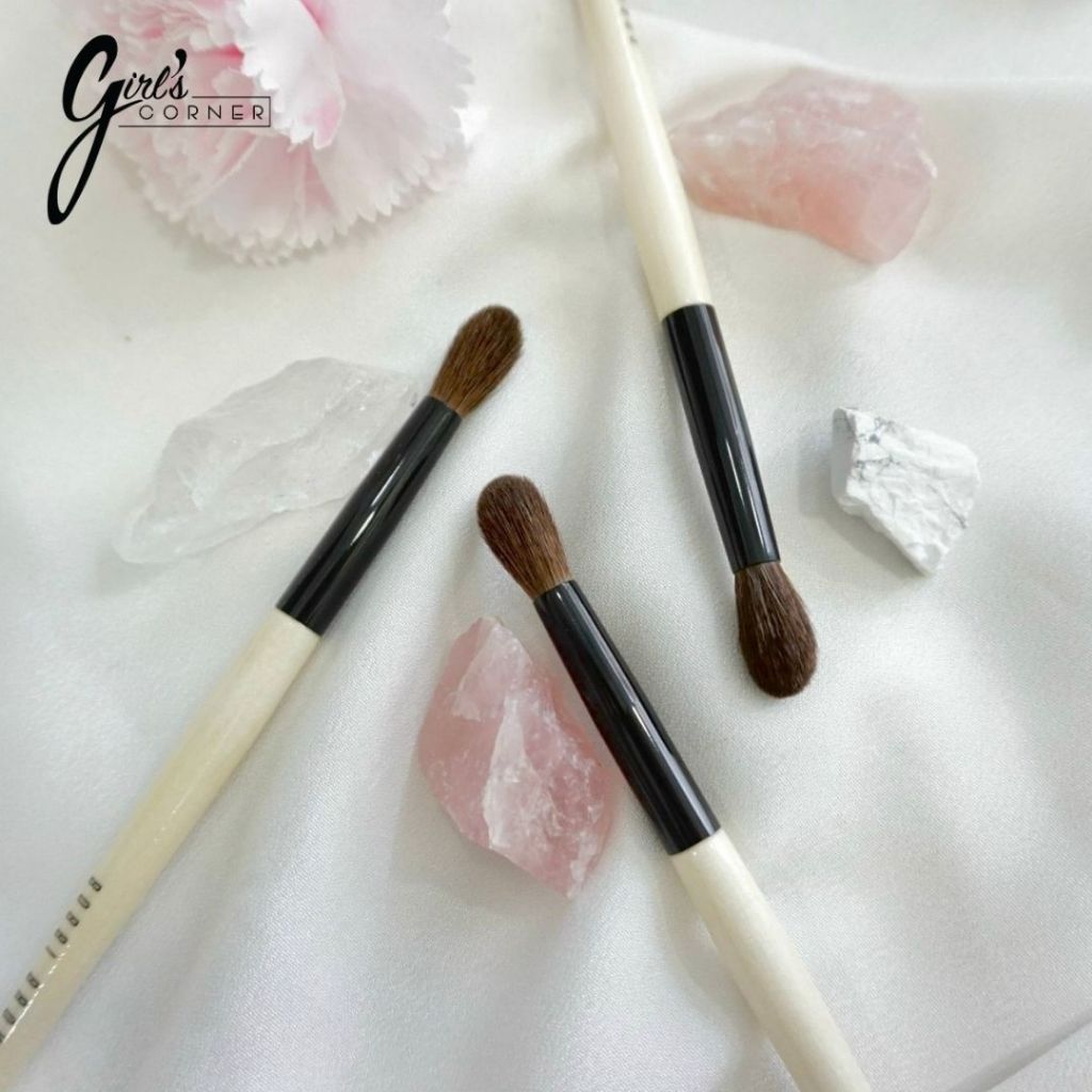 Thanh Lý - Cọ Blend mắt Bobbi Brown Blender