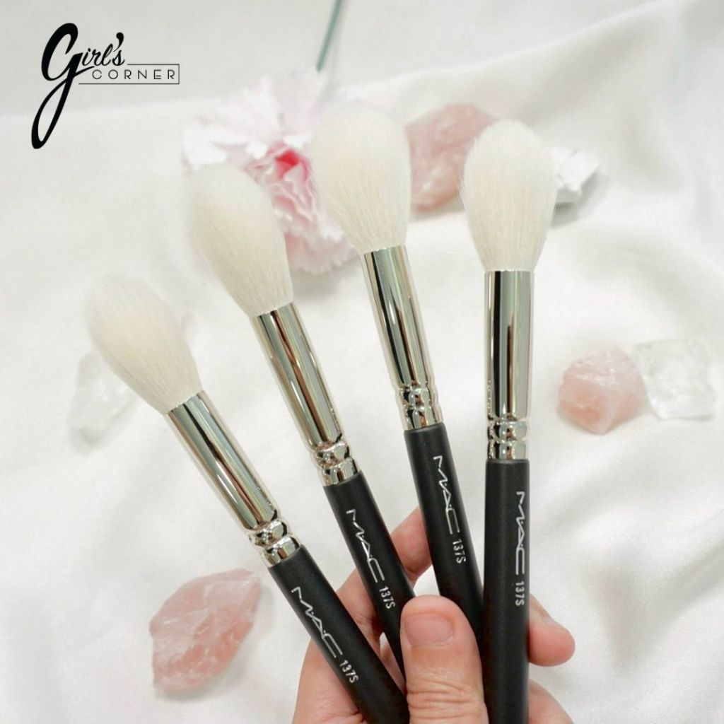 Cọ Highlight/Má hồng M 137S Long Blending