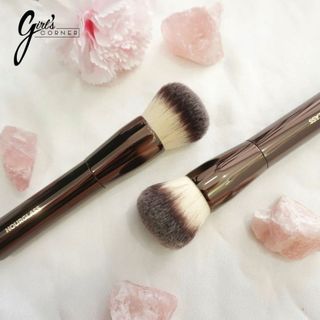 THANH LÝ - MẤT HỘP Cọ phủ phấn nén - buffer brush Hourglass N.21 - Cọ trang điểm mặt