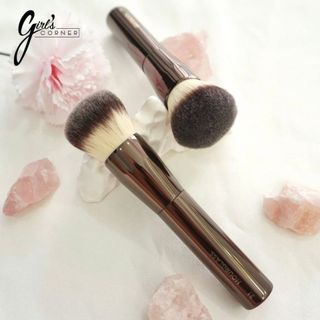 THANH LÝ - MẤT HỘP Cọ phủ phấn nén - buffer brush Hourglass N.21 - Cọ trang điểm mặt