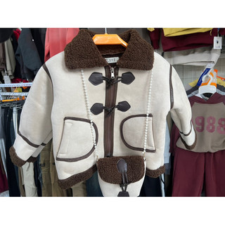 Áo khoác bé gái 14-30kg có 2 màu hồng, nâu