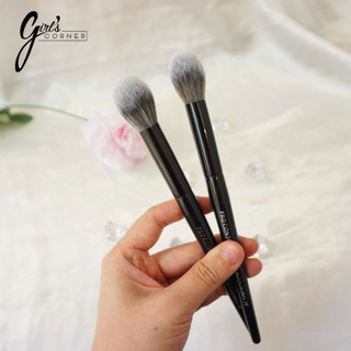 Cọ má hồng - tạo khối - setting phấn Sephora 79 PRO
