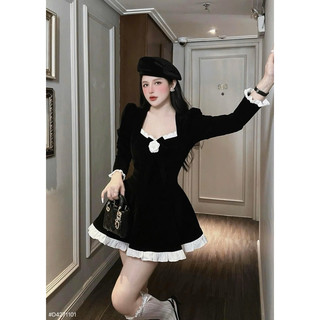 ĐẦM NHUNG ĐỎ XOÈ