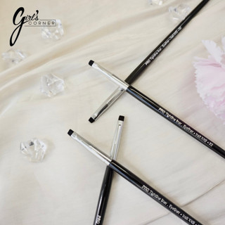 Cọ vẽ eye liner gel Sephora 32