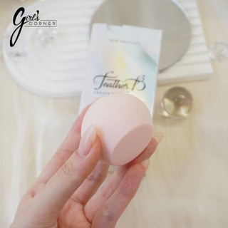 Bông Mút Trang Điểm Feather B Pony Sponge