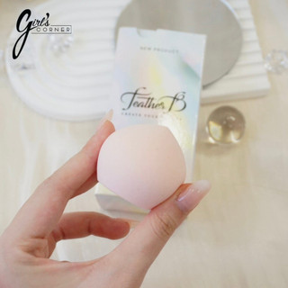 Bông Mút Trang Điểm Feather B Pony Sponge