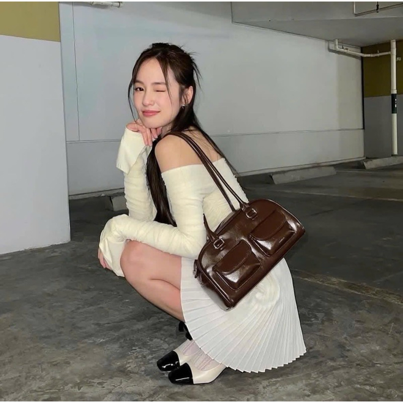  Túi Stand :oil Chubby Bag đủ bill chính hãng  sẵn combi  