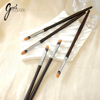 Cọ môi Feather B lông cam - cọ lông thú - cọ tán môi