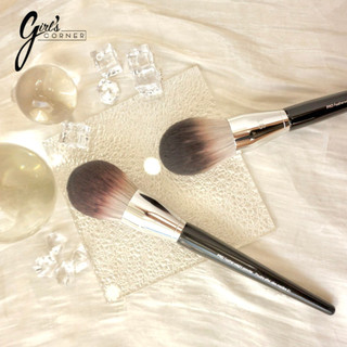 Cọ phủ phấn bột Sephora 91 Featherweight powder