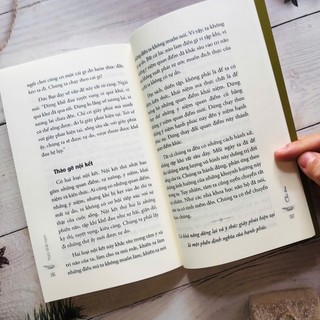 Sách Tĩnh Lặng – Tác giả Thích Nhất Hạnh