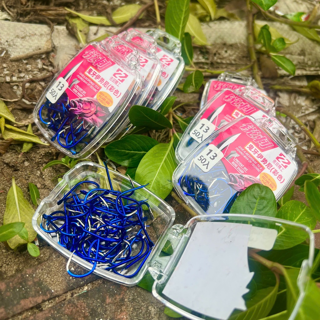 Lưỡi câu cá CACBON BKK XANH có ngạnh Nhật Bản siêu bén siêu bền cao cấp ( 1 hộp 50 pcs )