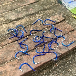 Lưỡi câu cá CACBON BKK XANH có ngạnh Nhật Bản siêu bén siêu bền cao cấp ( 1 hộp 50 pcs )