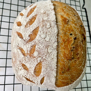 Country Sourdough Bread Bánh Mì Đồng Quê Men Tự Nhiên (Nướng mỗi ngày) - 350g