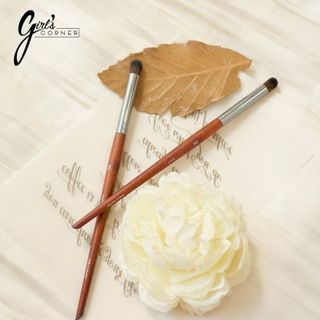 Cọ Nhấn Đuôi Mắt Makeup Forever 216