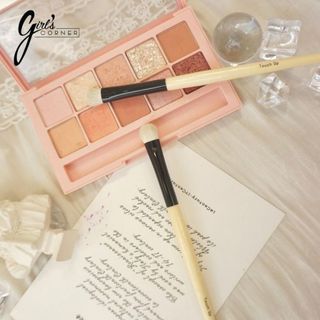 Cọ Bầu Mắt Bobbi Brown Touch Up