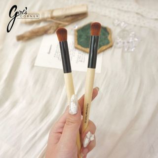 Cọ che khuyết điểm Bobbi Full Coverage Touch Up