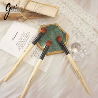 Cọ che khuyết điểm Bobbi Full Coverage Touch Up