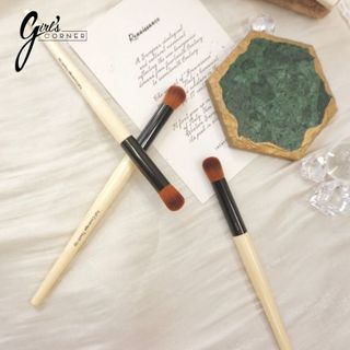 Cọ che khuyết điểm Bobbi Full Coverage Touch Up
