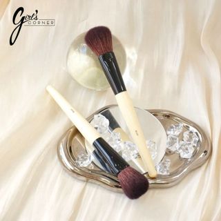 Cọ má hồng - setting Bobbi Blush Brush