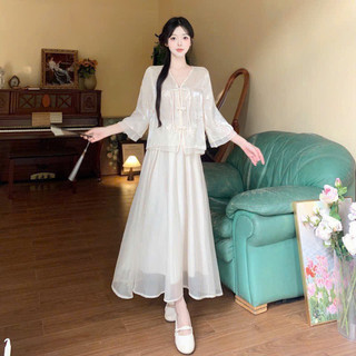 MAXI TRẮNG CỔ YẾM TAG HOA CỔ