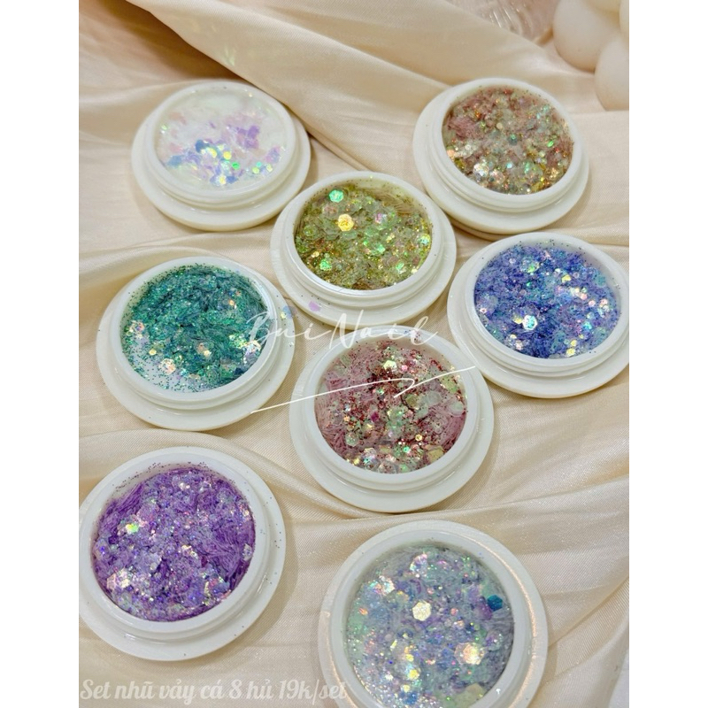 NHŨ VẪY CÁ SET 8 HỦ