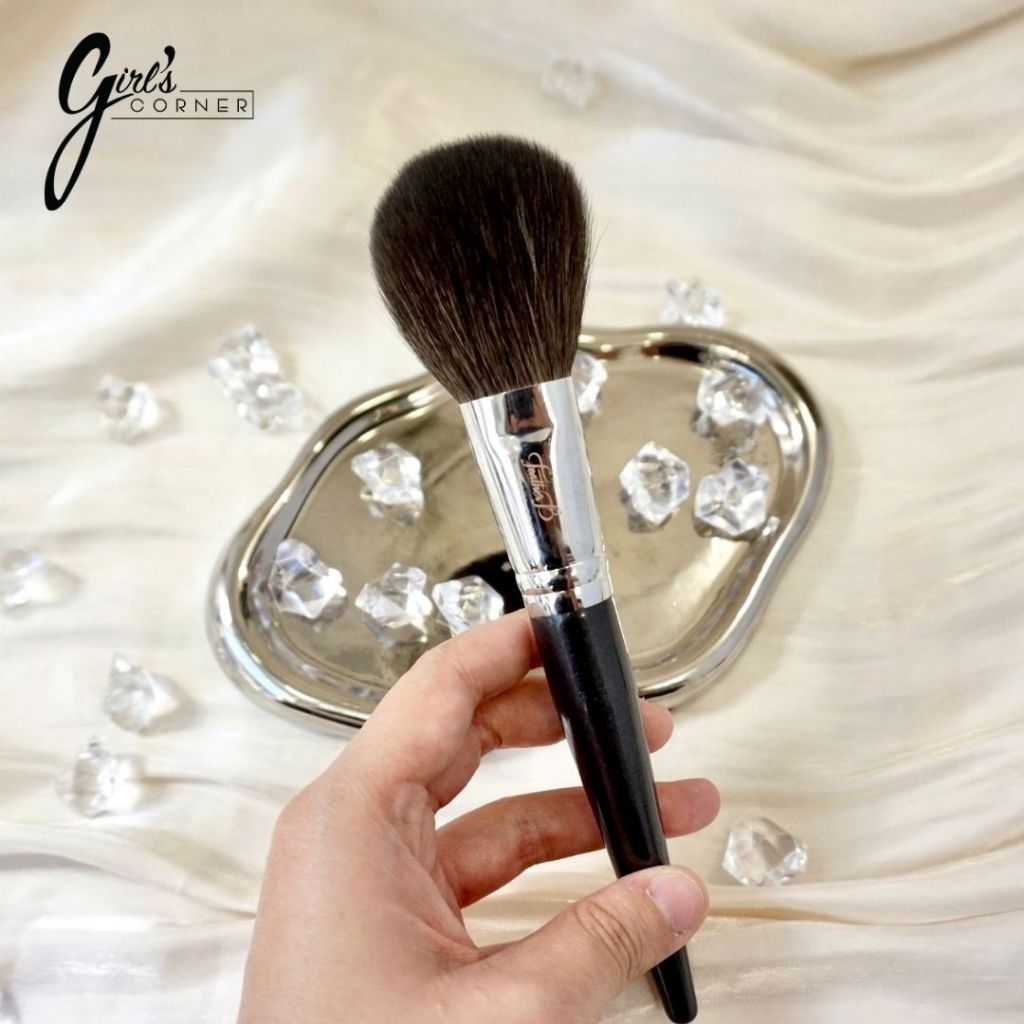 Cọ Phủ Phấn Bột Feather B - 702