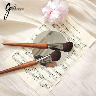 Cọ khối phấn Makeup Forever 150