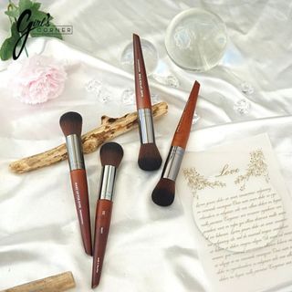 Cọ Setting - Má Hồng Makeup Forever 152