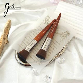 Cọ nền shape ngang Makeup Forever 154