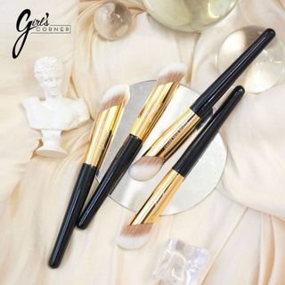 Cọ che khuyết điểm Feather B B130