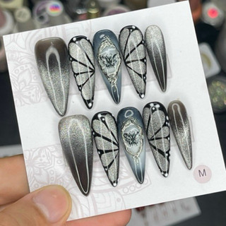 Nail box đen mắt mèo cao cấp hoạ tiết cánh bướm