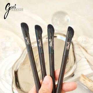 Cọ khối sống mũi phấn highlight D259 Feather B - Lông tự nhiên