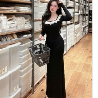 {sale lớn 50%}SÉT ĐẦM BODY TK CÚP NGỰC DÁNG CHỮ A KÈM KHOÁC HÀNG NHẬP L1