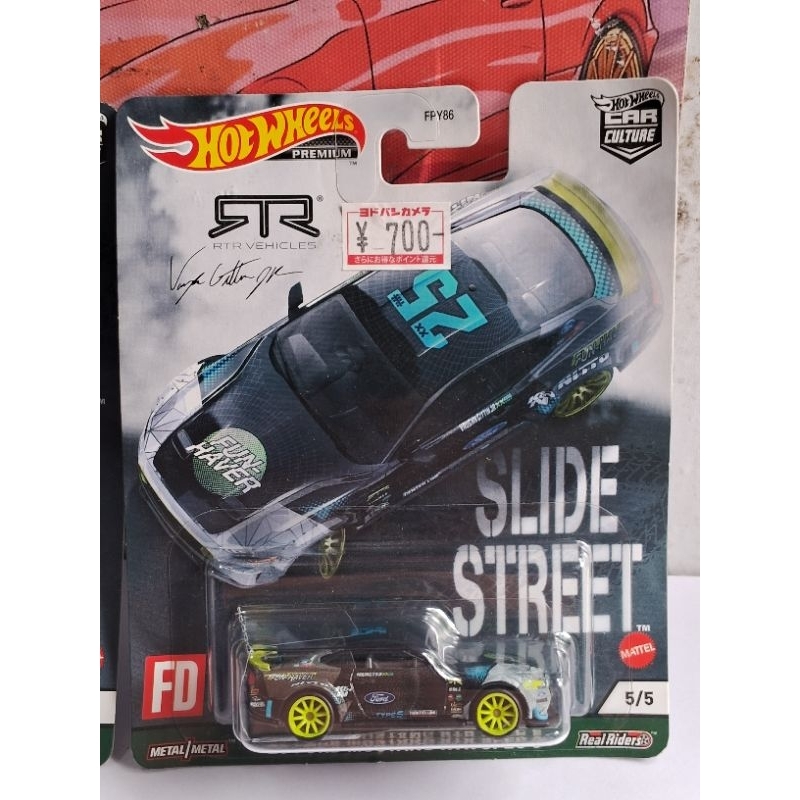 HOT WHEELS PREMIUM 2020 FORD MUSTANG RTR SPEC 5 SLIDE STREET